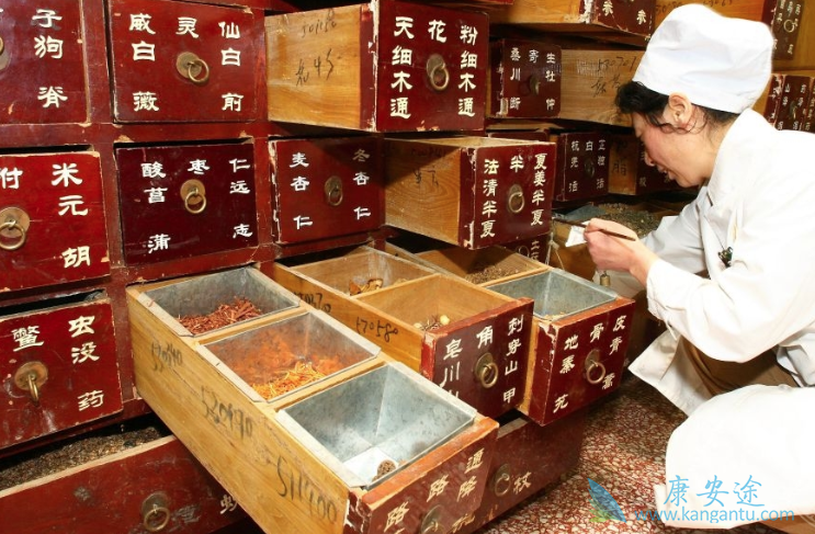 ��ҩ���ư�֢