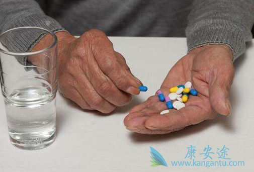 �ܰͰ����Ʒ���