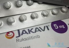 ���ٰ����߷���³������(ruxolitinib)�ɽ�����������