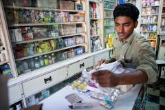 ӡ������ɳ����������ΰ�ҩ����˵���������������ģ�