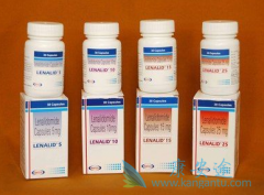 �ڶ����ڷ����ߵ���ҩ�����ǶȰ���Ӧ֢����Щ��